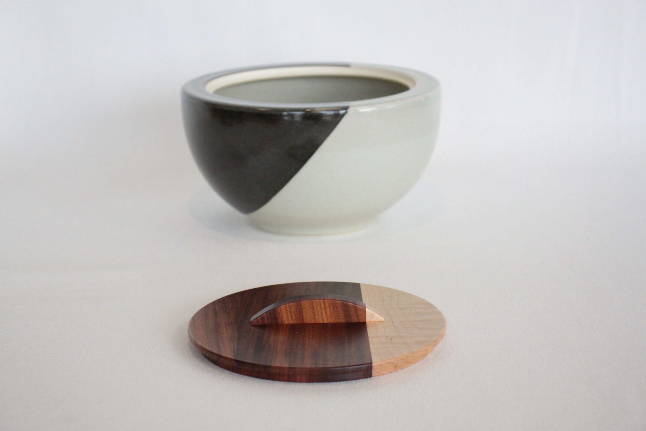 水差し 上蓋 | 制作事例 | 木工房ひのかわ | 創作家具・注文家具・熊本