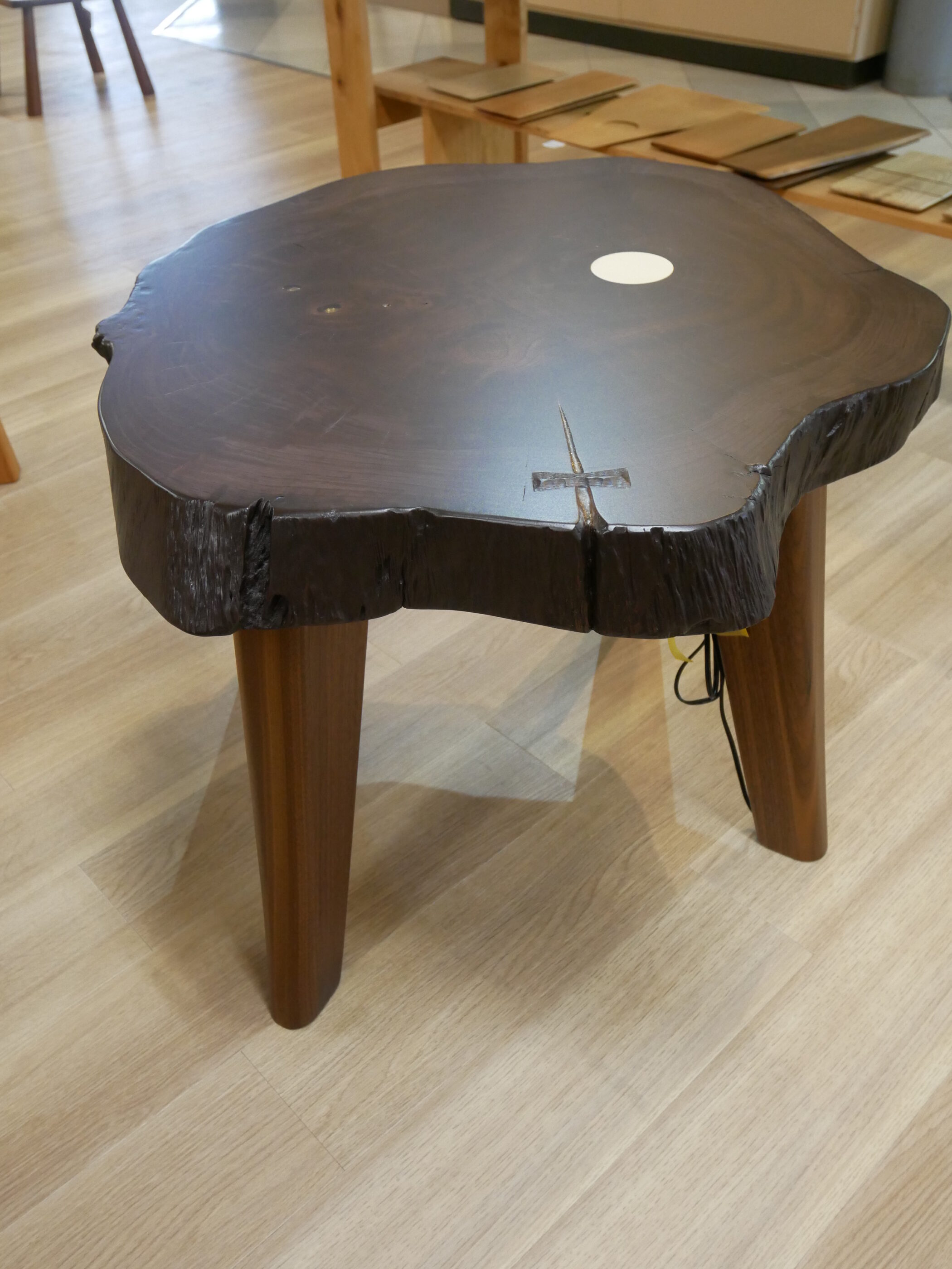 輪切りﾃｰﾌﾞﾙ | 制作事例 | 木工房ひのかわ | 創作家具・注文家具・熊本