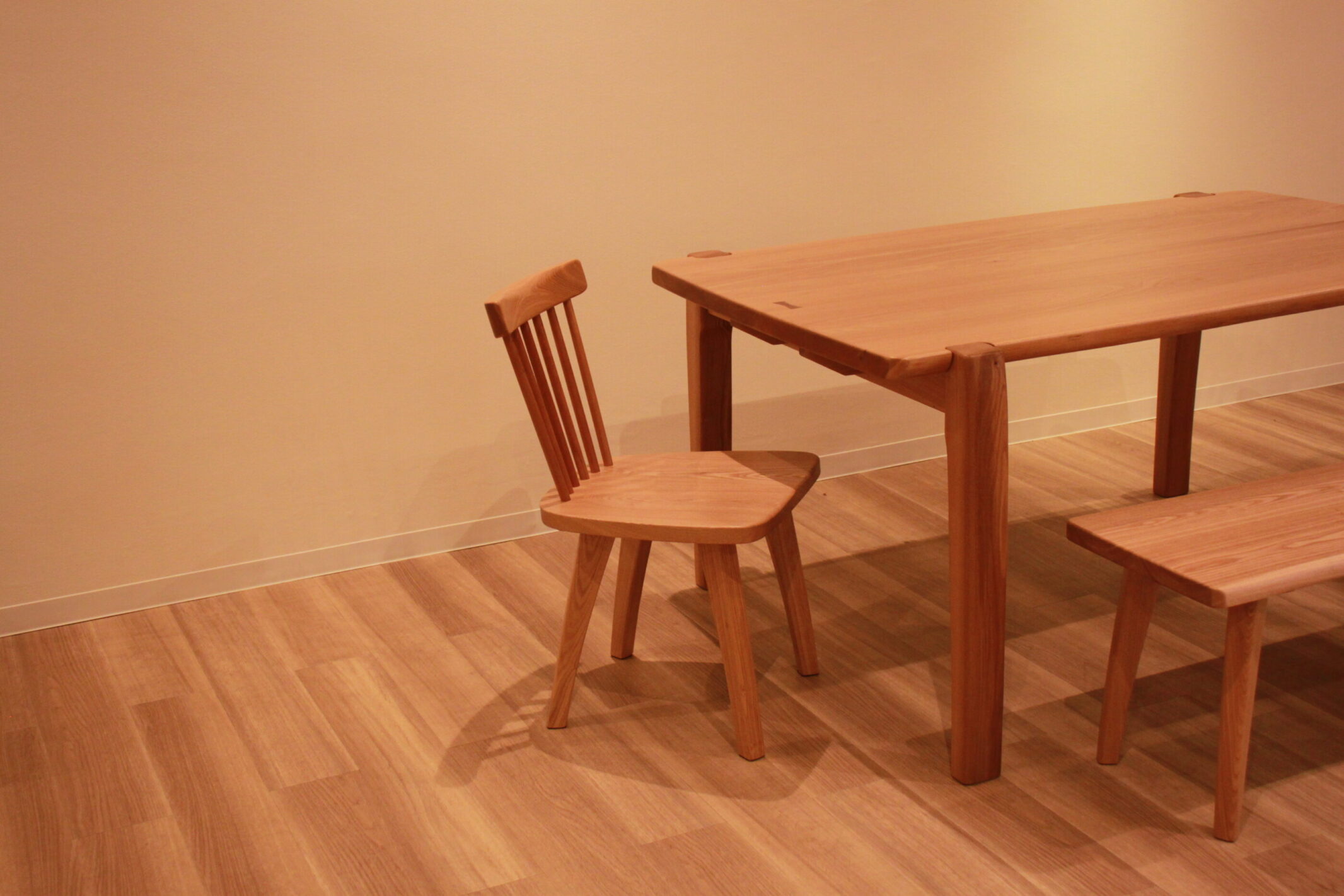 お持ち込み Hテーブル→ダイニングテーブルへリメイク | 制作事例