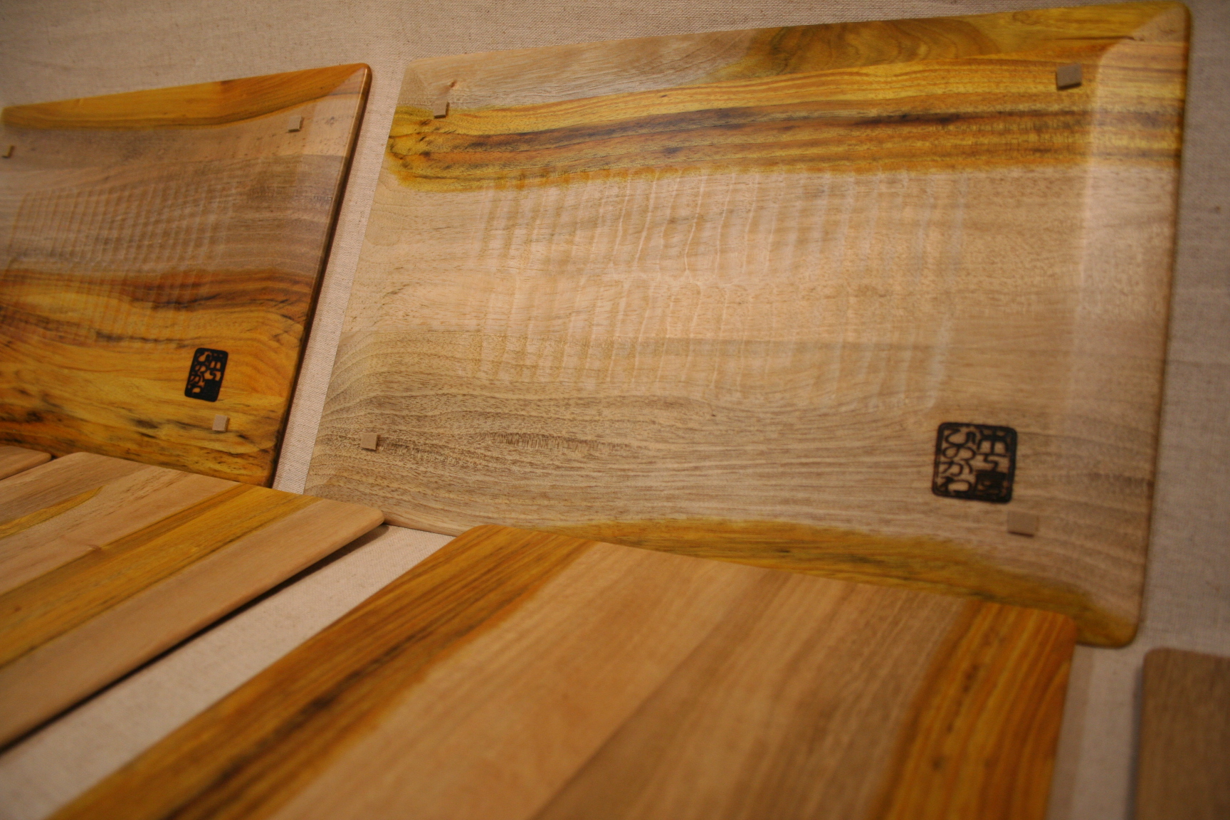 ハゼ材のトレー 制作事例 木工房ひのかわ 創作家具 注文家具 熊本の家具工房