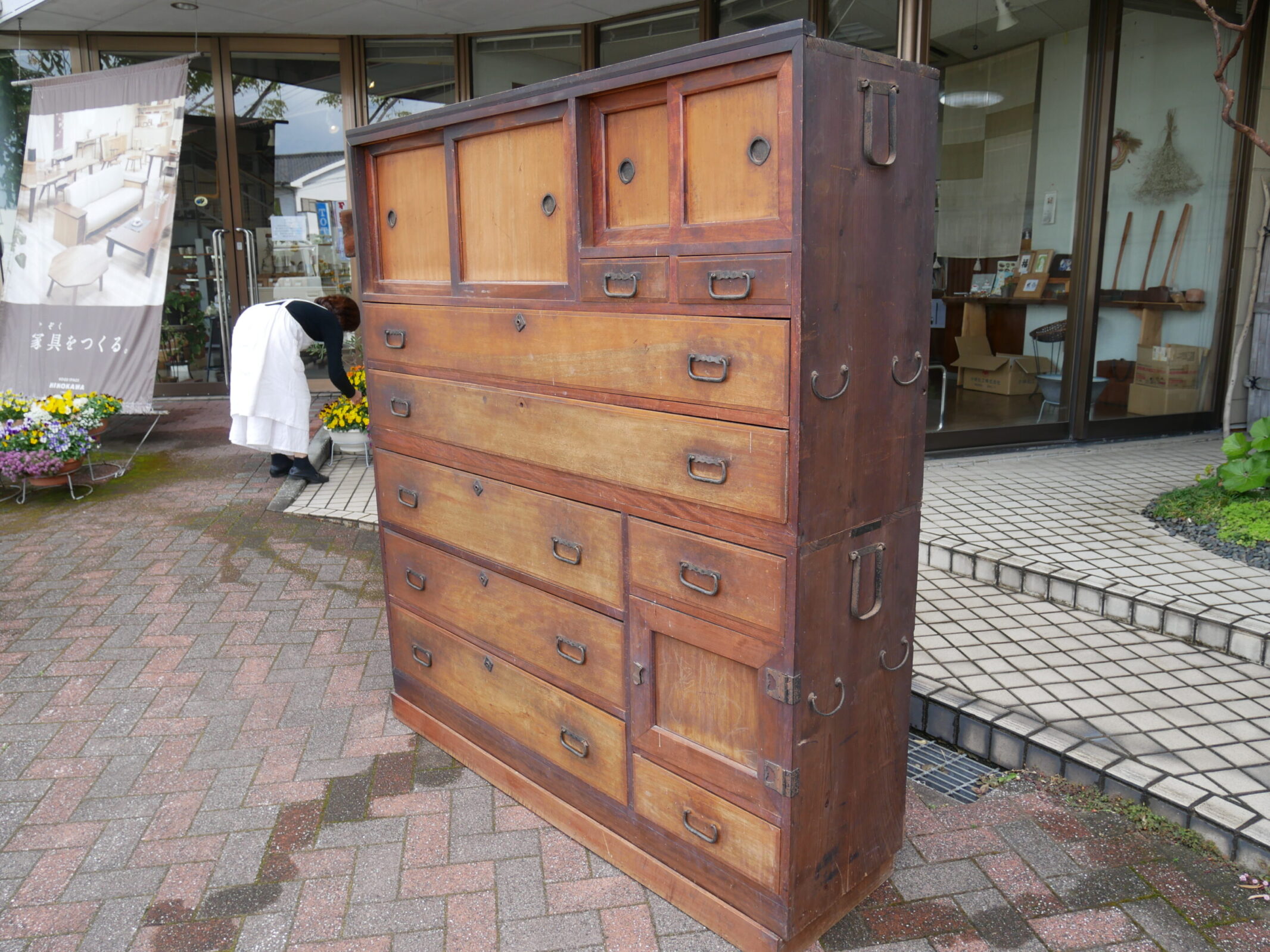 再塗装)和箪笥、時代箪笥(修理家具)