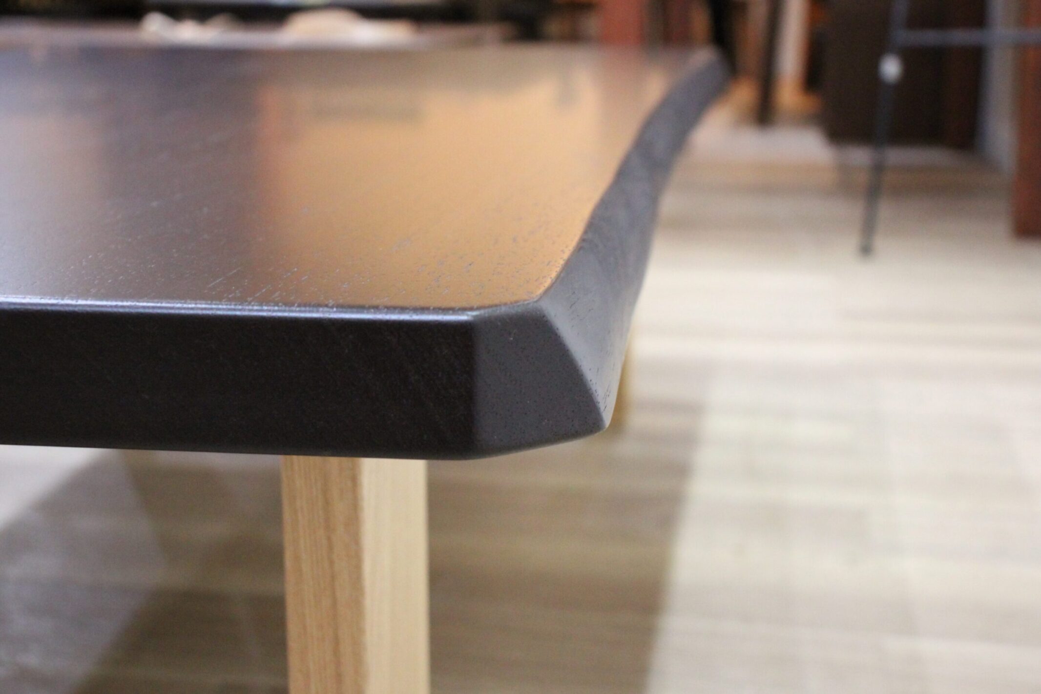 タガヤサン座卓リメイク | 制作事例 | 木工房ひのかわ | 創作家具