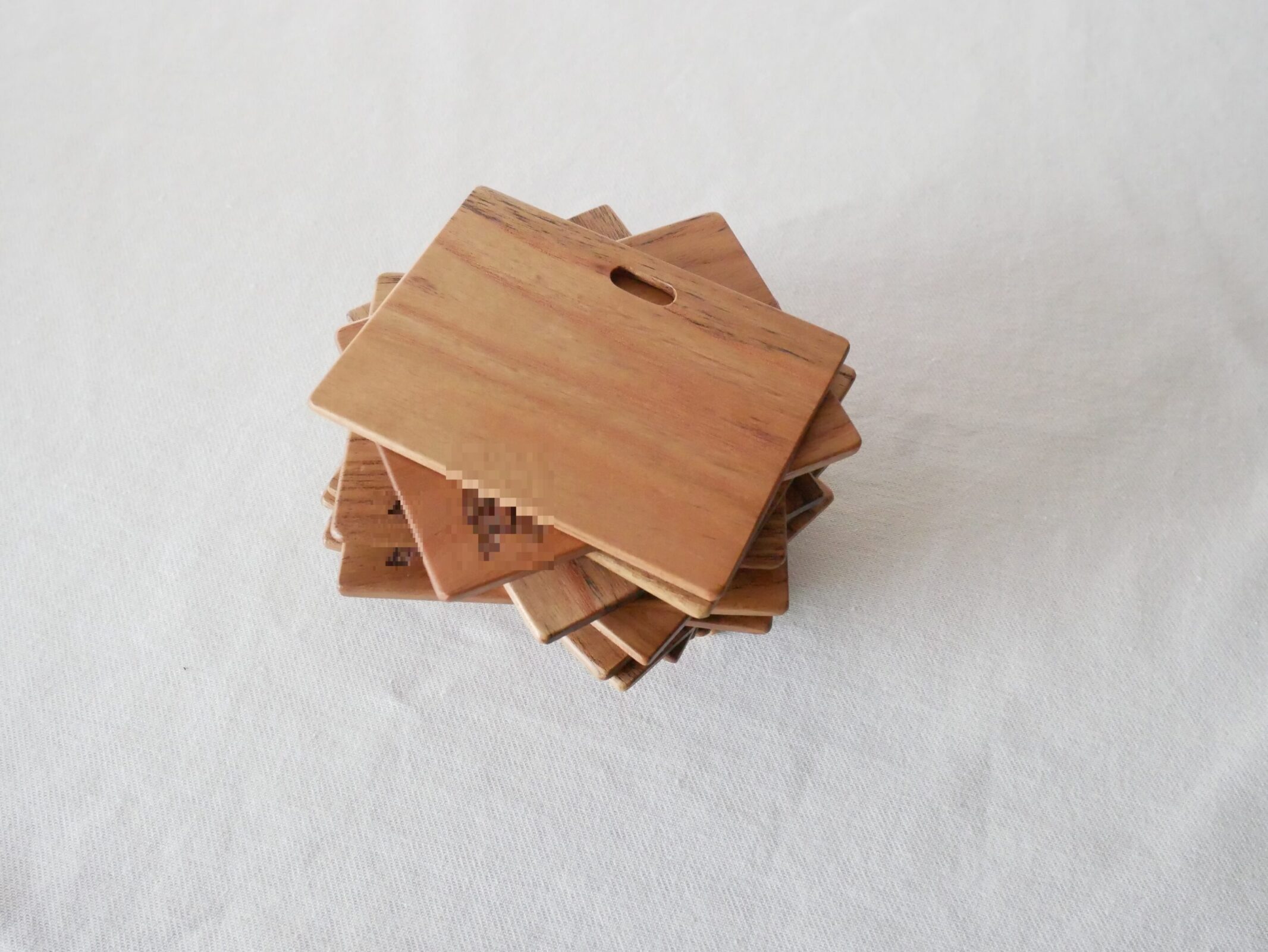 名札プレート(レーザー彫刻タイプ) | 制作事例 | 木工房ひのかわ