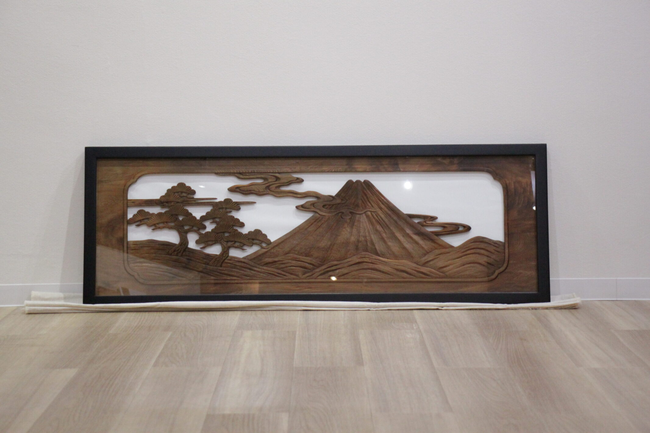 欄間をフレームにリメイク | 制作事例 | 木工房ひのかわ | 創作家具