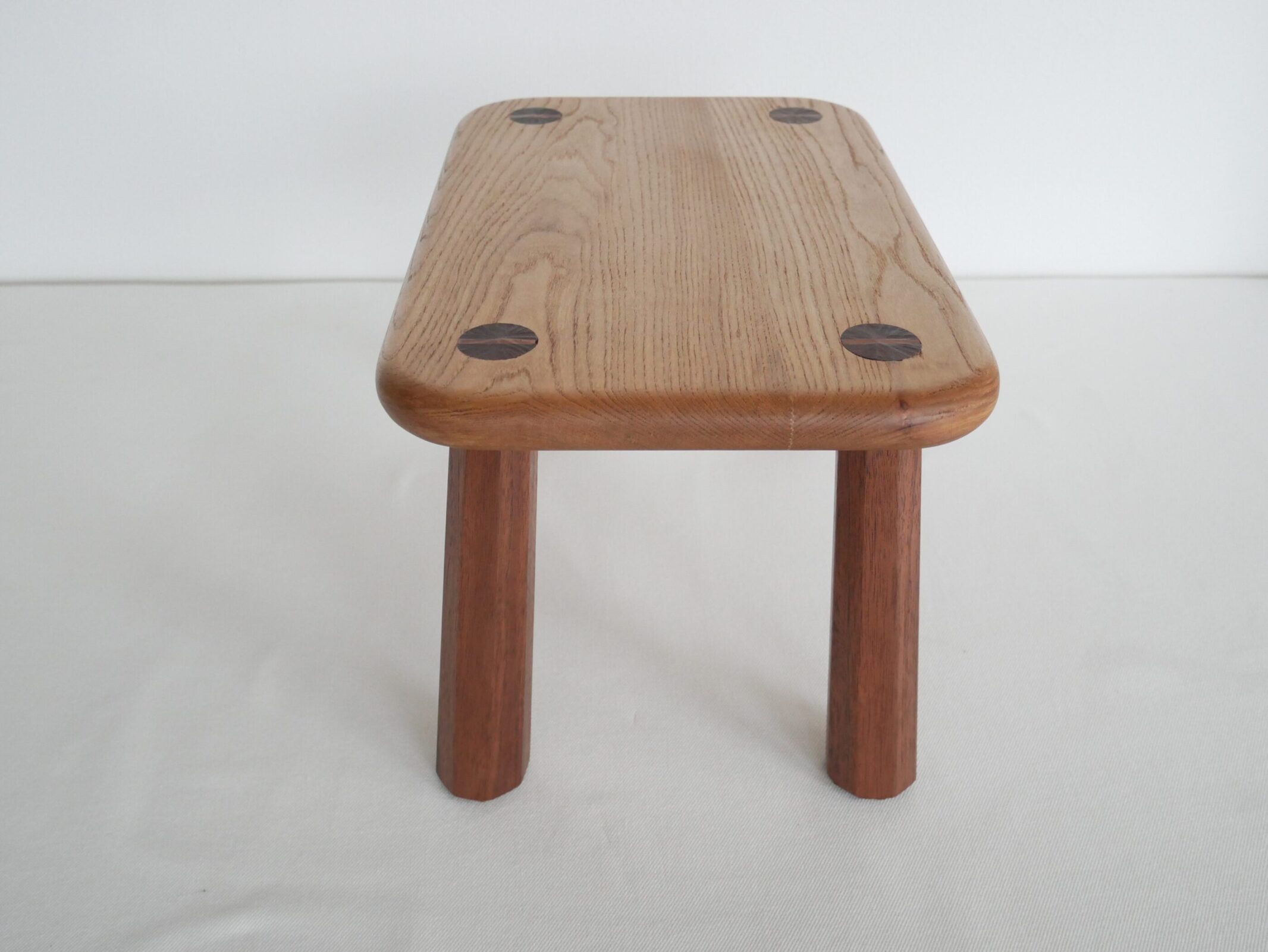キッズスツール | 制作事例 | 木工房ひのかわ | 創作家具・注文家具